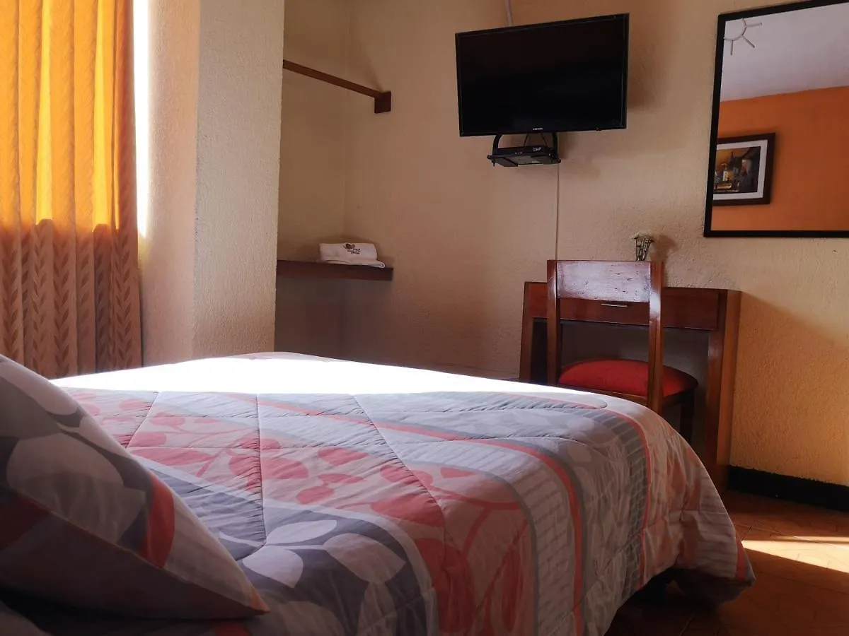 Hotel Rincon De La Alameda Quito